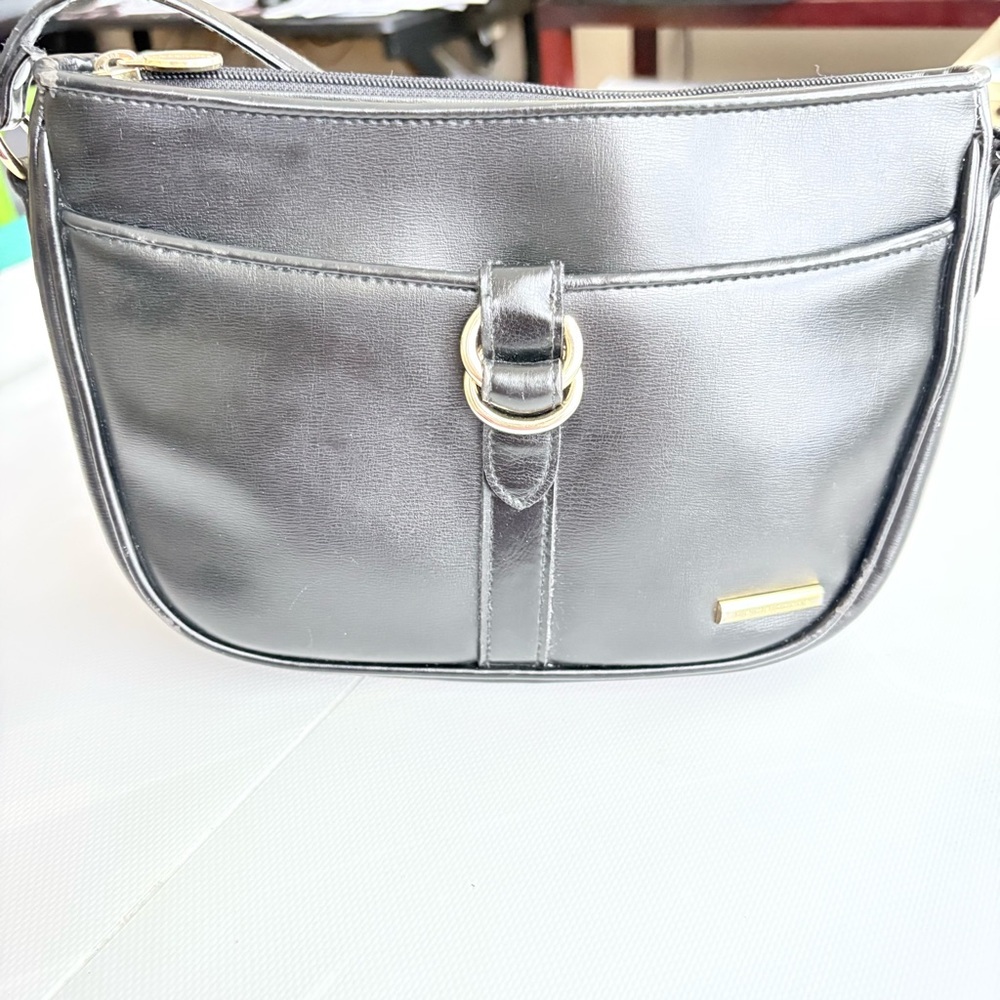 VTG Liz Claiborne Saddle Like Black Leather Crossbody bag Sz Small - Picture 3 of 13